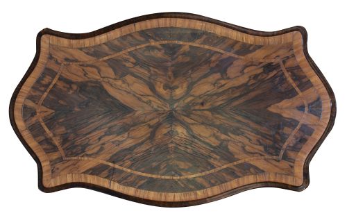 Mesa de centro Napoleón III de madera con aplicación de bro