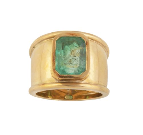 Sortija ancha con esmeralda talla esmeralda rectangular en 