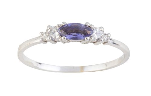 Sortija con zafiro talla navette flanqueado por brillantes 