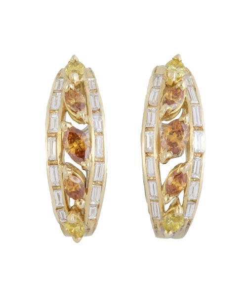 Pendientes de diamantes fancy talla navette en banda arquea
