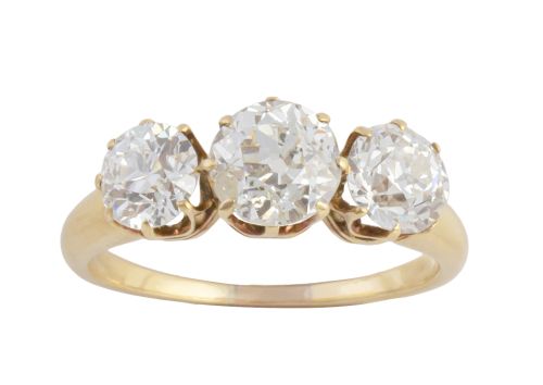 Sortija tresillo de brillantes de talla antigua de pp. S. XX