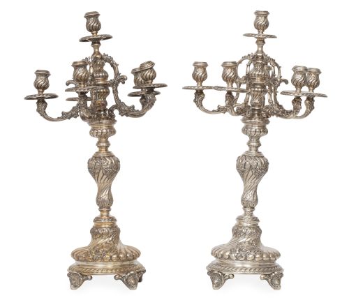 Pareja de candelabros de plata de seis luces.Presmanes, J