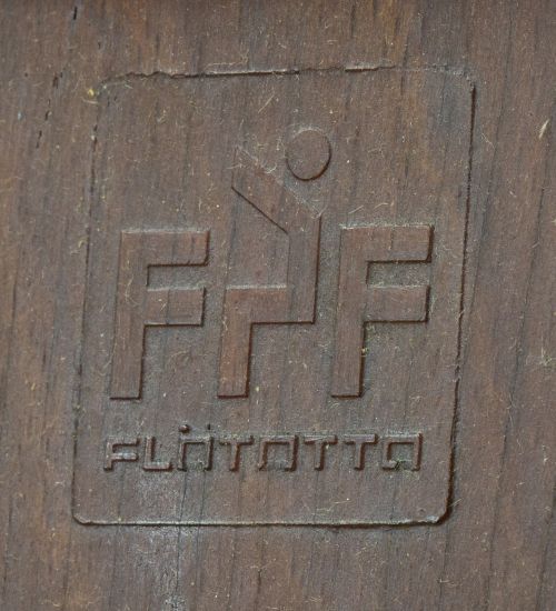 Juego de cuatro sillas Pagholz de metal cromado y madera. C