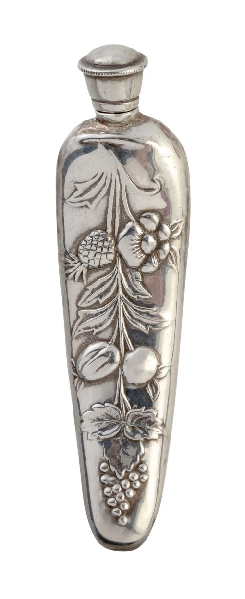 Colgante perfumero Art-Nouveau en plata, con diseño estiliz