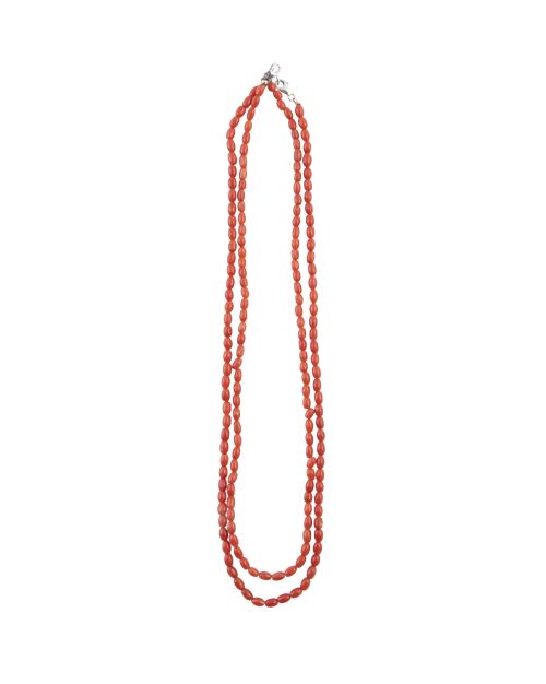 Dos collares de cuentas ovoides de coral mediterráneo