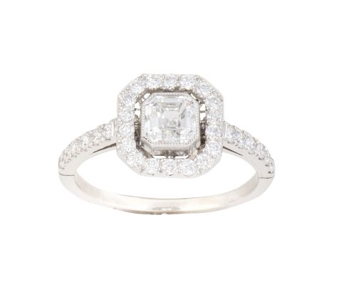 Sortija con diamante talla Asscher de 0,71 ct, color estima