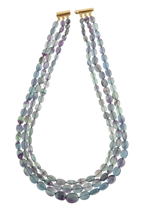 Collar de tres hilos de fluoritas en cuentas ovales lisas, 