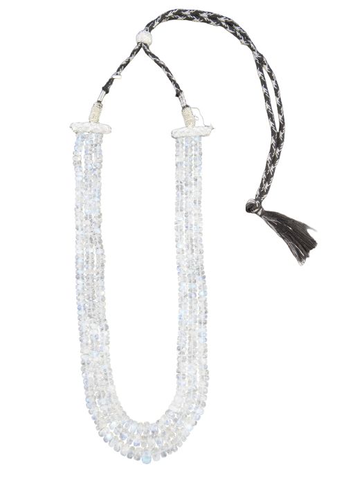 Collar de tres hilos de piedras luna, en cuentas de discos 