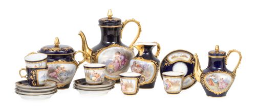 Juego de café y té Luis Felipe de porcelana esmaltada en az