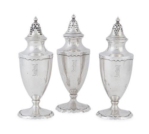Juego de tres sugar caster de plata sterling con iniciales 