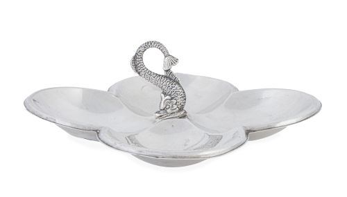 Almendrero de plata con tritón. Con marcas.España, S. XX.