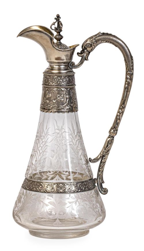 Jarro para vino de cristal grabado, montado en plata. Pri