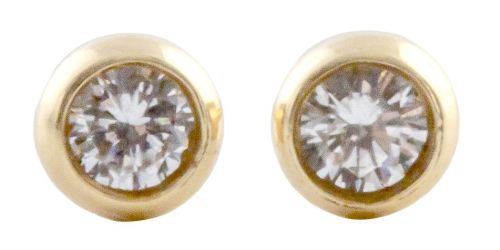 Pendientes dormilonas con brillante en chatón