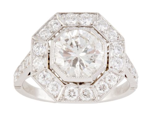 Sortija estilo Art-Decó, con brillante central de 1,66 ct o