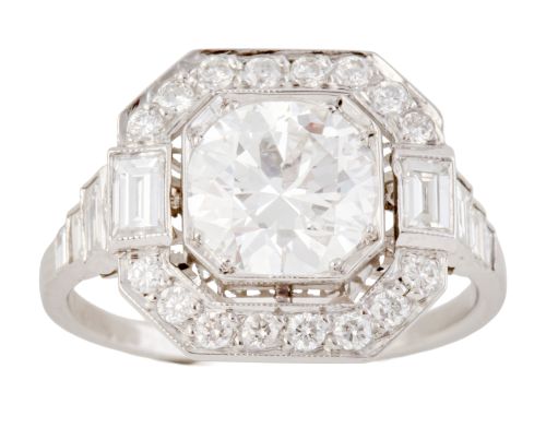 Sortija estilo Art-Decó con brillante central de 1,56 ct, o