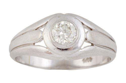 Solitario Art-Decó con brillante central de 0,50 ct aprox, 