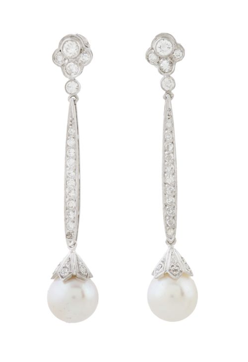 Pendientes largos con perlas colgantes de hojitas y barra d