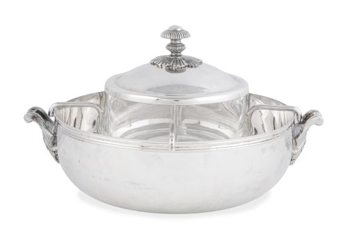 Caviarera de metal plateado y cristal de estilo Luis XVI.