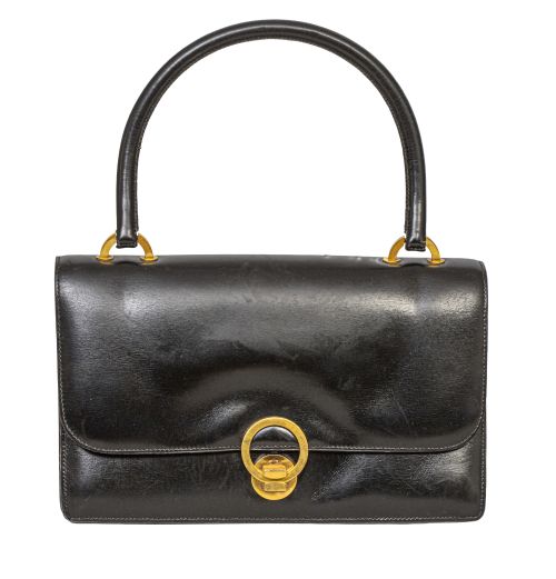 Bolso HERMÉS vintage modelo ring en piel box negra, con asa