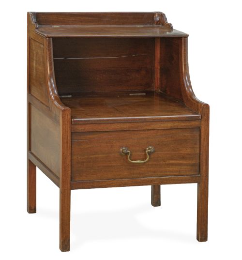 Mesilla Jorge III de madera de caoba y otras maderas.Ingl