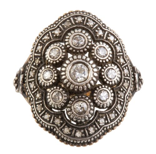 Sortija lanzadera portuguesa c. 1930 con diseño con brillan