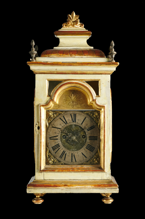 Domingo Mayer*Reloj bracket con caja en color crema y dora