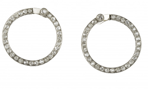 Elegantes pendientes criollas de brillantes de pp. S. XX en