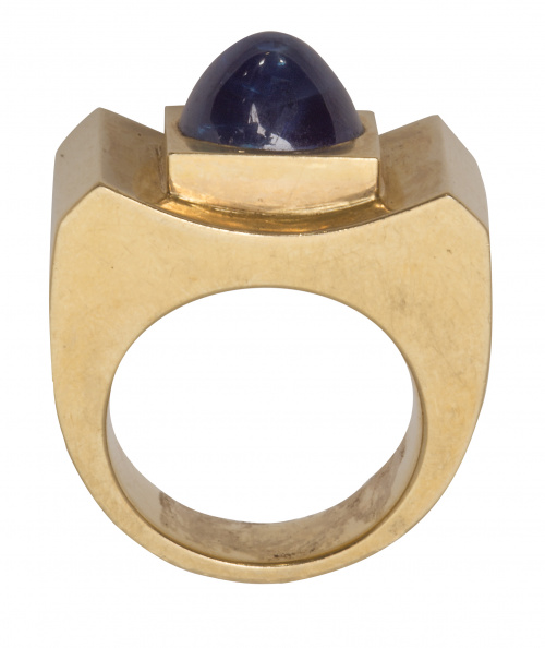 Sortija Chevalière años 30 con cabuchón de zafiro de talla 