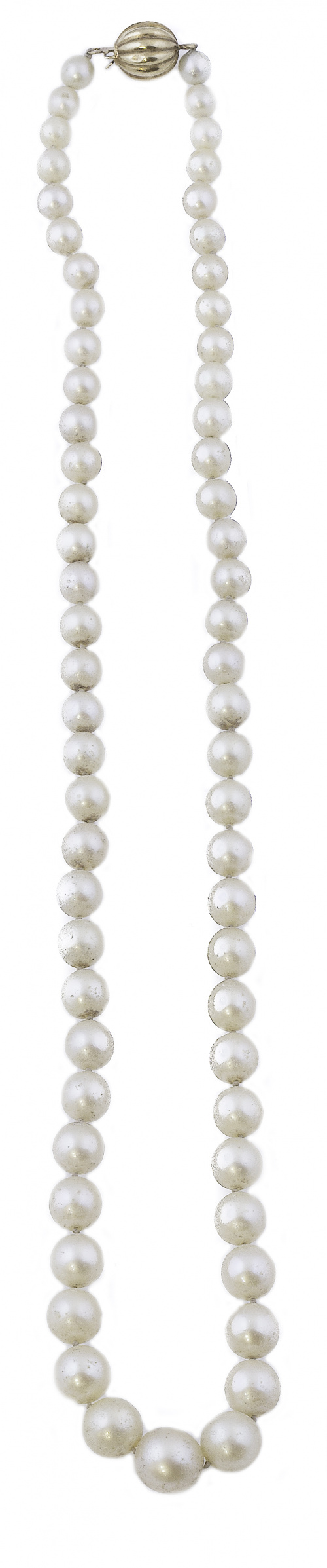 Collar de un hilo de perlas cultivadas de tamaño creciente 