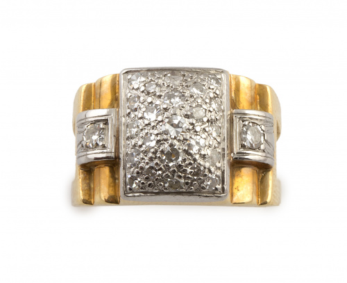 Sortija chevalière con banda central de pavé de brillantes 