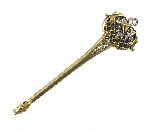 Broche Art-Nouveau con esmalte azul bajo celosía de oro cor