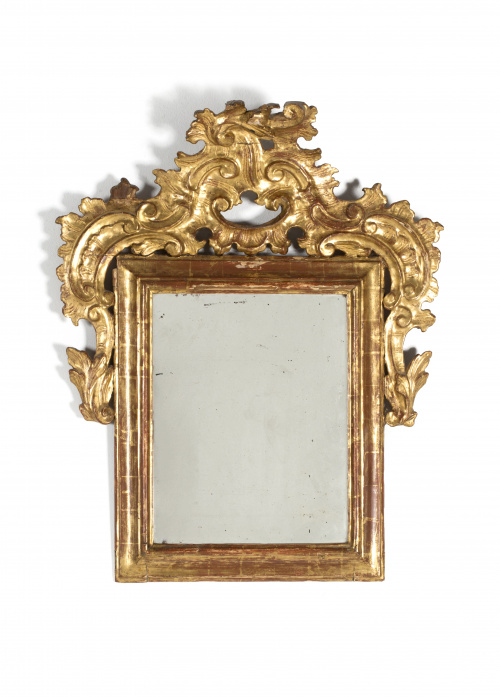 Espejo Calos III en madera tallada y doradaEspaña, último 