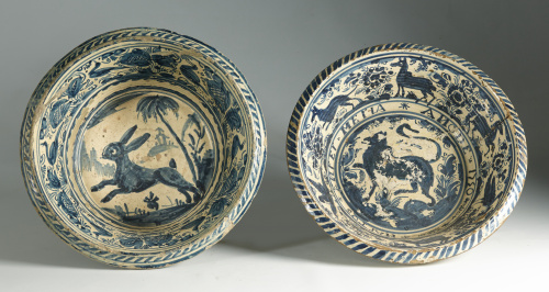 Lebrillo de cerámica esmaltada en azul cobalto con un león 