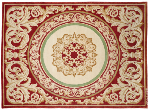 Alfombra en lana de estilo Carlos IV, de fondo granate hoja