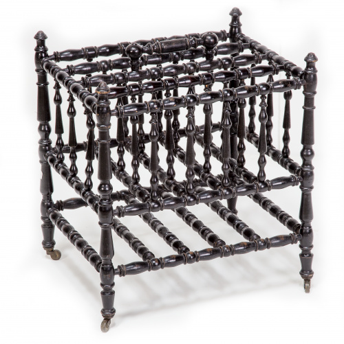 Canterbury Guillermo IV de madera tallada y lacada de negro