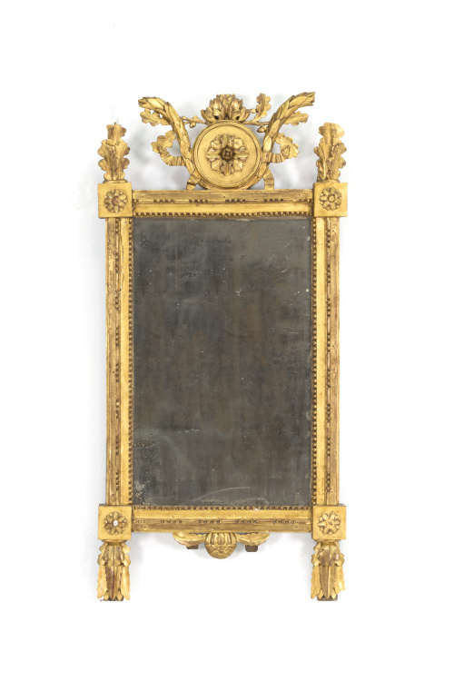 Espejo en madera tallada y dorada.Francia, mediados S. XIX