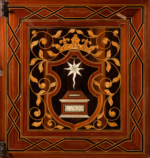 Magnífico escritorio colonial.Quizás Virreinato de Nueva E