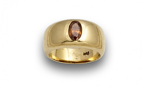 Sortija con Diamante Fancy ,color de origen natural, “Deep 