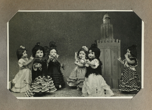 Álbum de fotos de Mariquita Pérez en piel, contiene: 16 fot