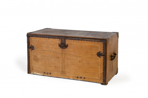 Escritorio de muestra cubierta en madera de roble y marquet