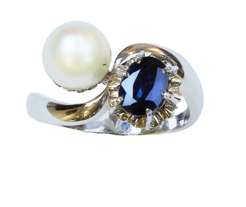 7,60 grams. Sortija tu y yo con perla y zafiro en montura d