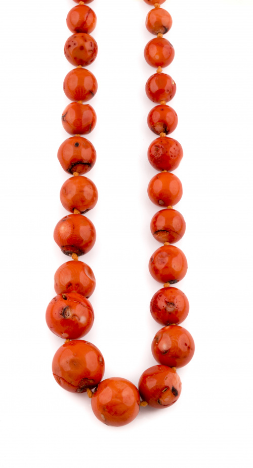 Collar de cuentas de coral reconstituido de 10 a 25 mm de d