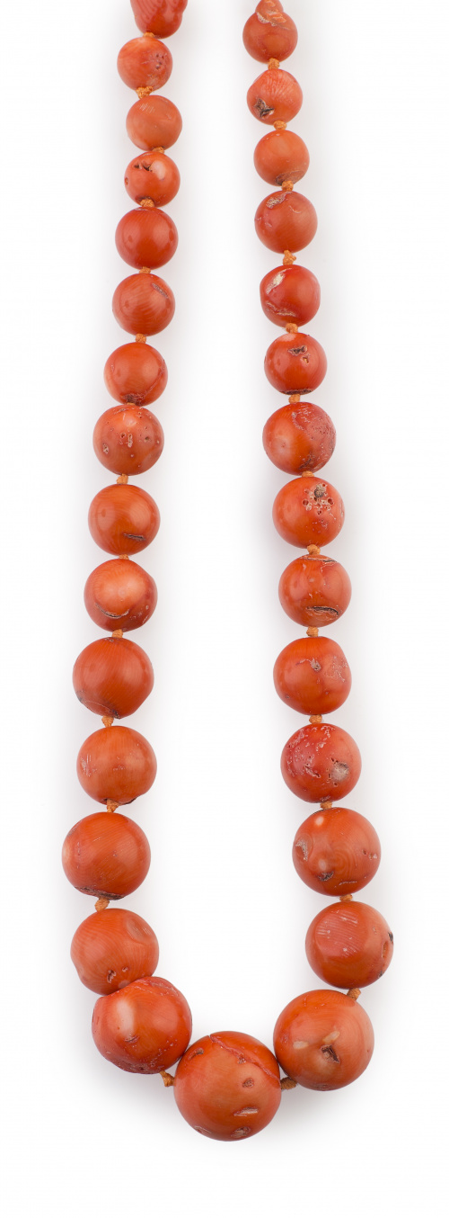 Collar de grandes cuentas de coral reconstituido de tamaño 