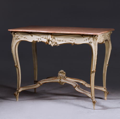 Mesa de centro de madera lacada de blanco y dorada, h. 189