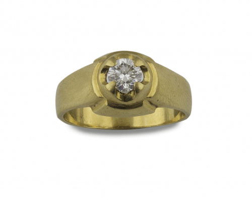 Sortija solitario con un brillante de 0,45 ct. aprox en mon
