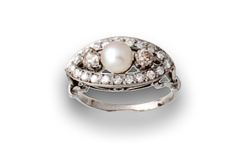 Sortija  de pps s XX con perla en navette horizontal de bri