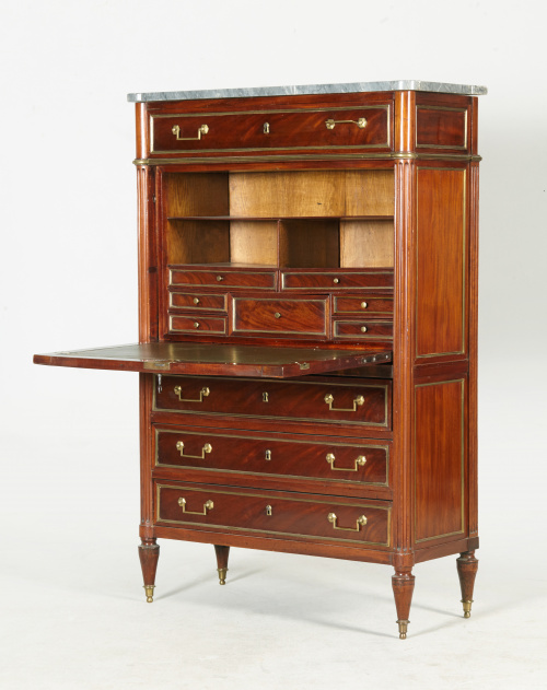 Bureau á abattant Luis XVI de madera de caoba.Trabajo fran