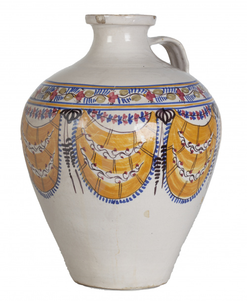 Orza de cerámica esmaltada con decoración de pabellones.Ta