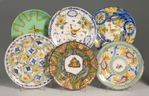 Plato de la fábrica de las Arenas con decoración geométrica