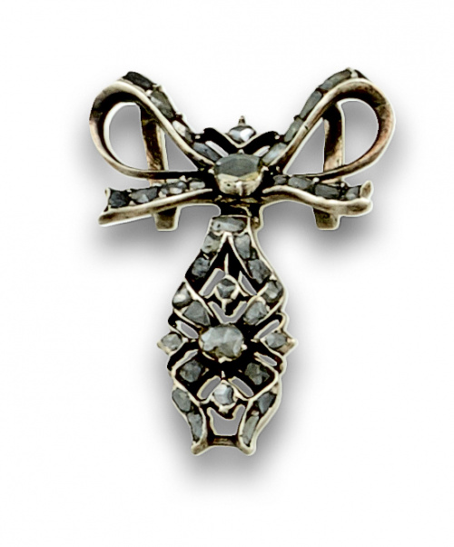 Pendentif de lazo y motivo calado colgante s.XVIII ;con dia